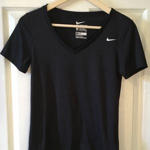 Nike dry-fit top